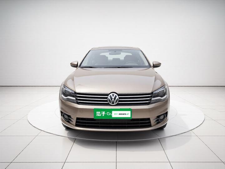 Bora 2014 1.6L MT Comfort photo 2