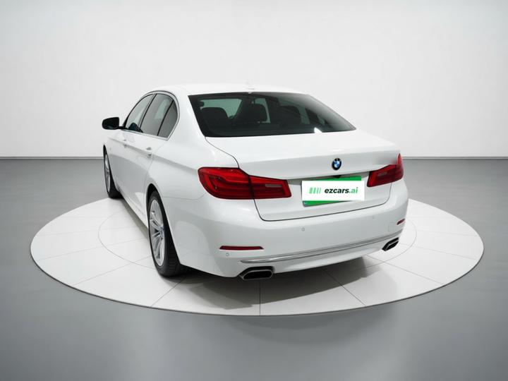 5 Series 2019 530Li Leading Luxury photo 4