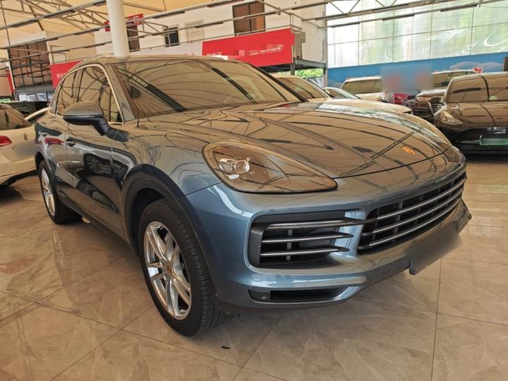 2018 Cayenne 3.0T photo 3
