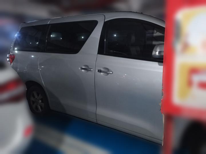 Alphard 2011 2.4L Luxury photo 3