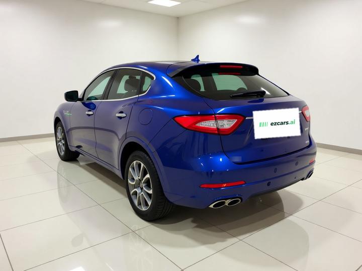 Levante 2016 3.0T Standard photo 4