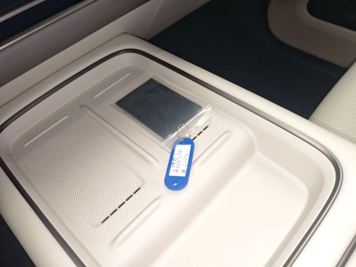 Li Auto i6 2025 AWD Standard photo 8