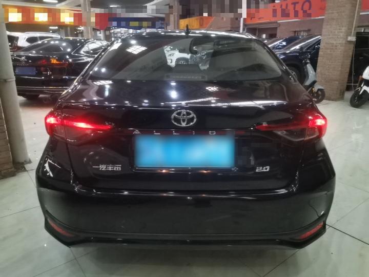 2022 2.0L Elite photo 3