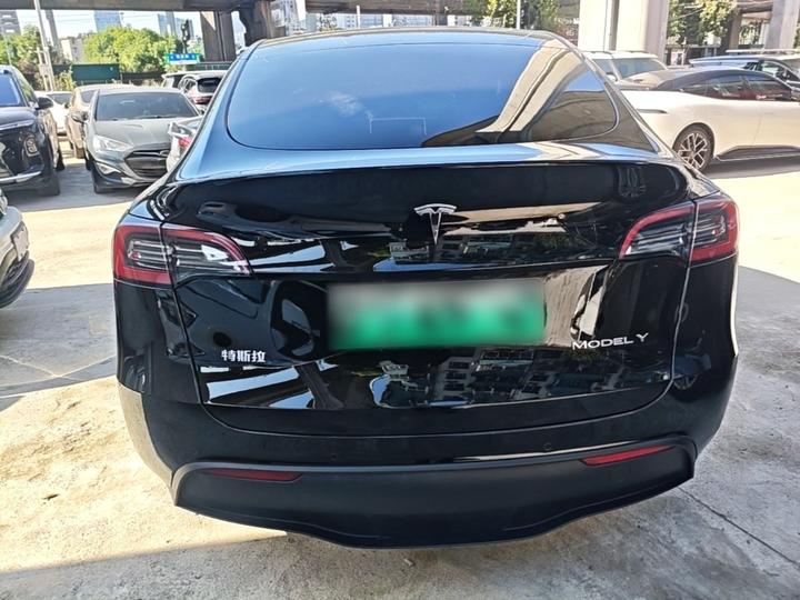 Model Y 2022 Facelift Long Range AWD photo 3