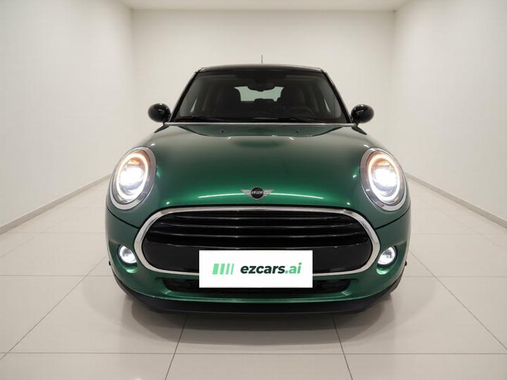 2021 1.5T COOPER 5-Door photo 2