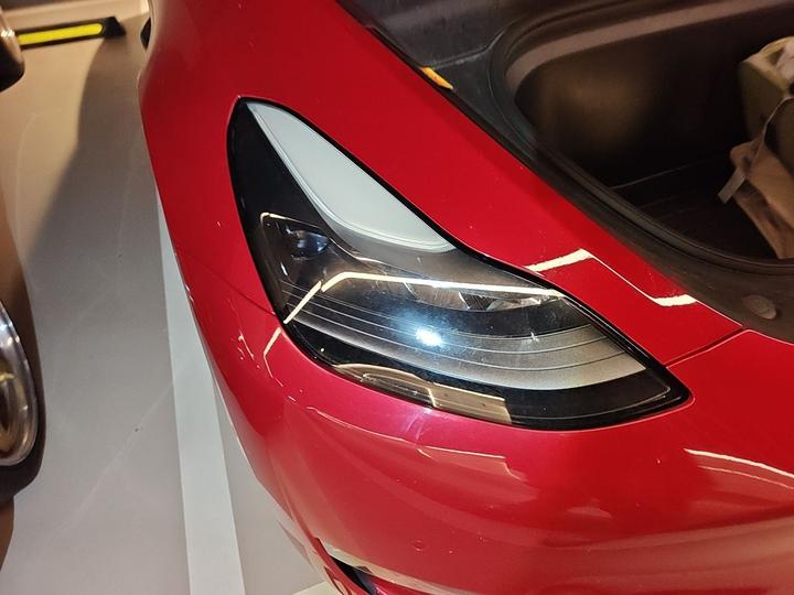 Model Y 2021 Standard Range RWD photo 7