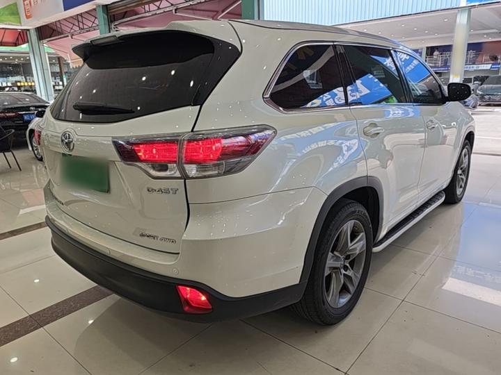 Highlander 2015 2.0T AWD Luxury 7-Seater photo 4