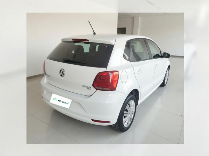 Polo 2016 1.6L AT Comfort photo 6