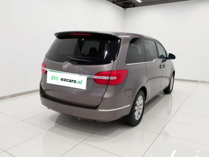 GL8 2015 2.4L Luxury Business Exclusive photo 6
