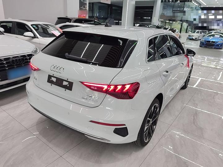 A3 2022 Sportback 35 TFSI Luxury photo 6