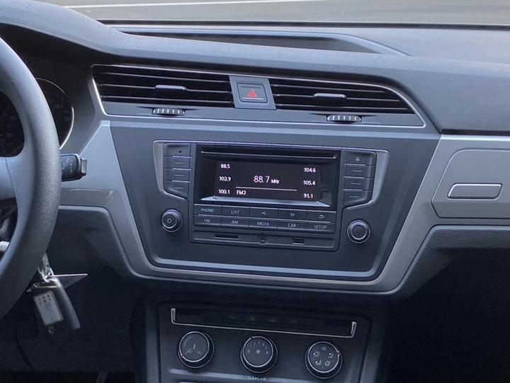 2016 L 280TSI MT photo 4