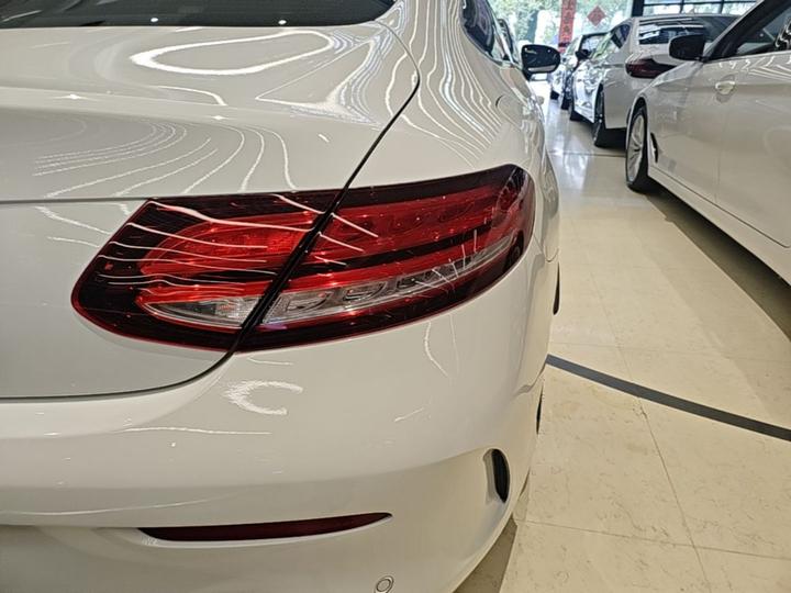 C-Class Imported 2020 C 260 Coupe photo 7