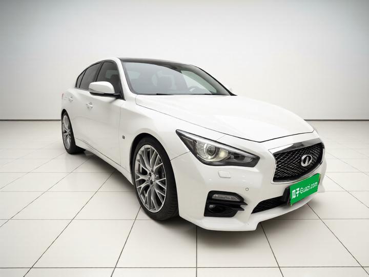 Q50 2014 3.7L Luxury Sport photo 3