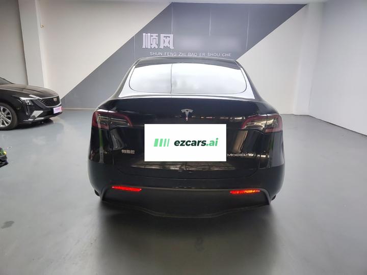 Model Y 2022 Facelift RWD photo 5