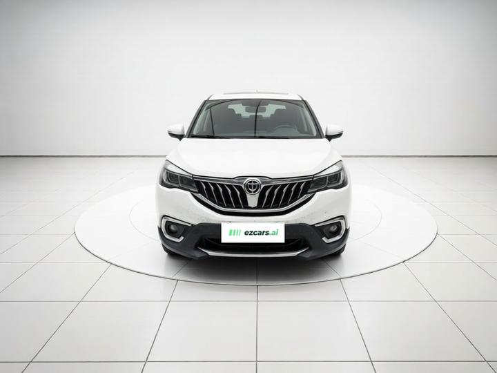 Zhonghua V3 2017 1.5L MT Smart photo 2