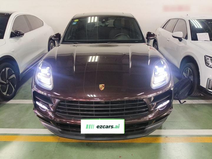 2018 Macan 2.0T photo 2