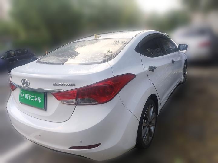 Elantra 2015 1.6L AT Premium photo 4
