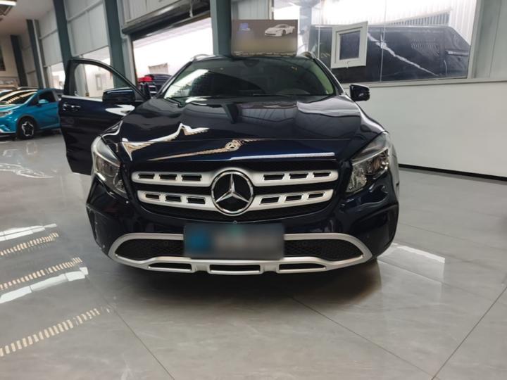 GLA 2017 GLA 200 Dynamic photo 2