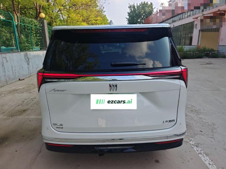 GL8 EV 2024 Smart 7-Seater photo 3