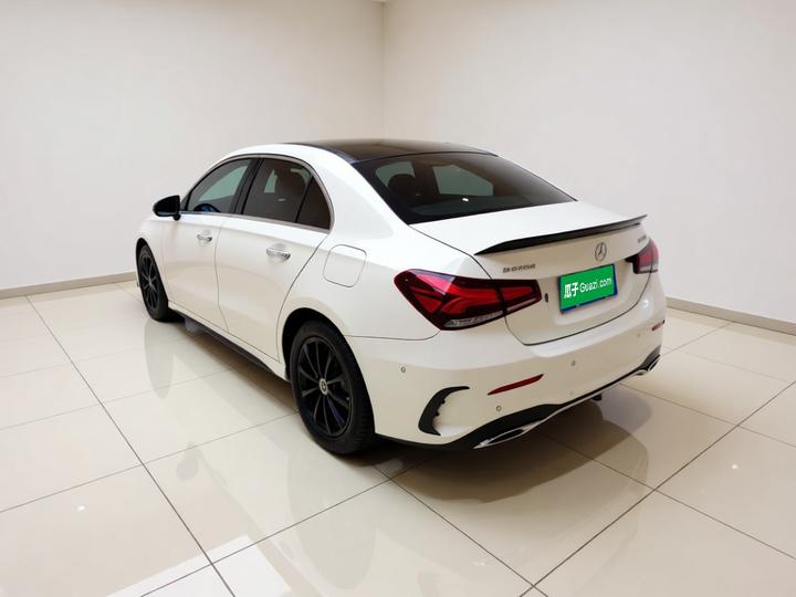A-Class 2022 Facelift A 200 L Sport Dynamic photo 4
