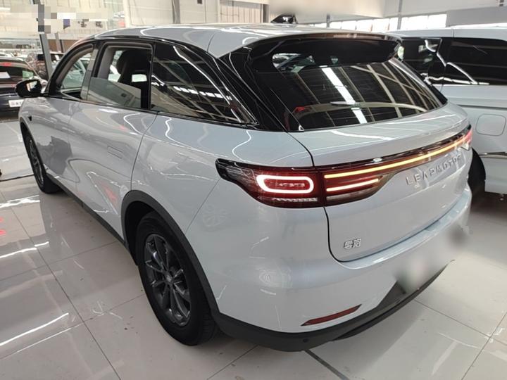 Leapmotor C11 2023 EV 500 Comfort photo 4