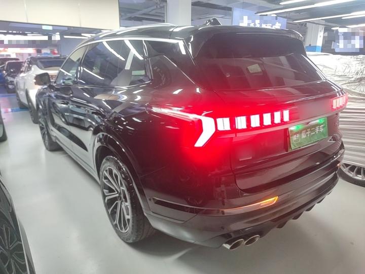 09 EM-P 2023 2.0TD EM-P AWD Executive 5-Seater photo 4
