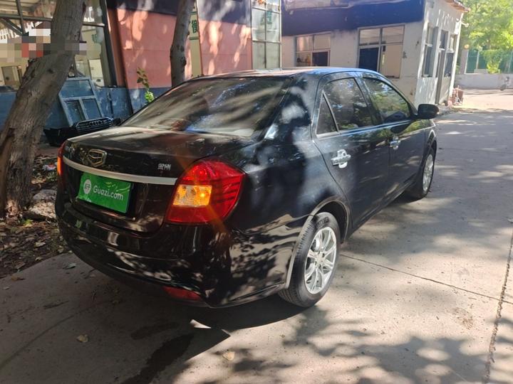 2015 Sedan 1.5L MT photo 6