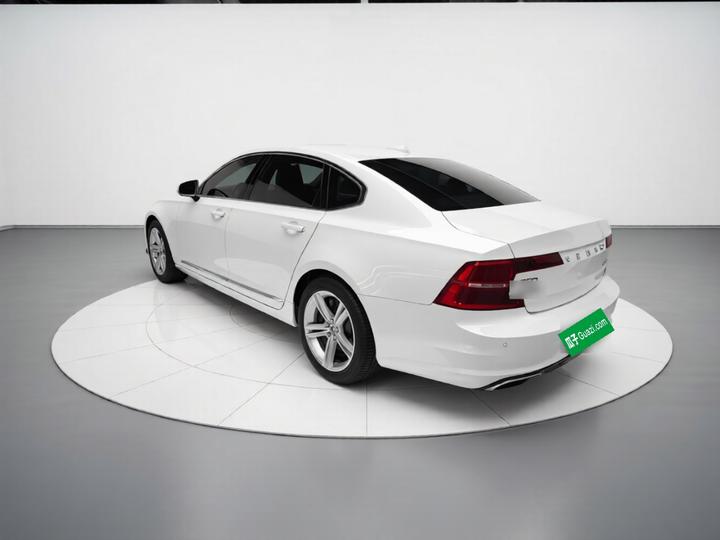 S90 2019 T5 photo 4