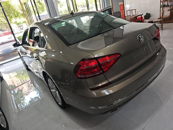 Passat 2017 330TSI DSG photo 4