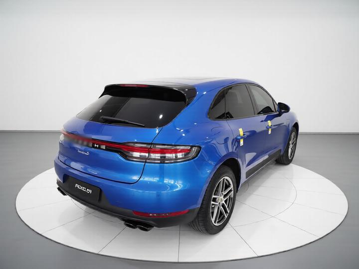 2018 Macan 2.0T photo 4