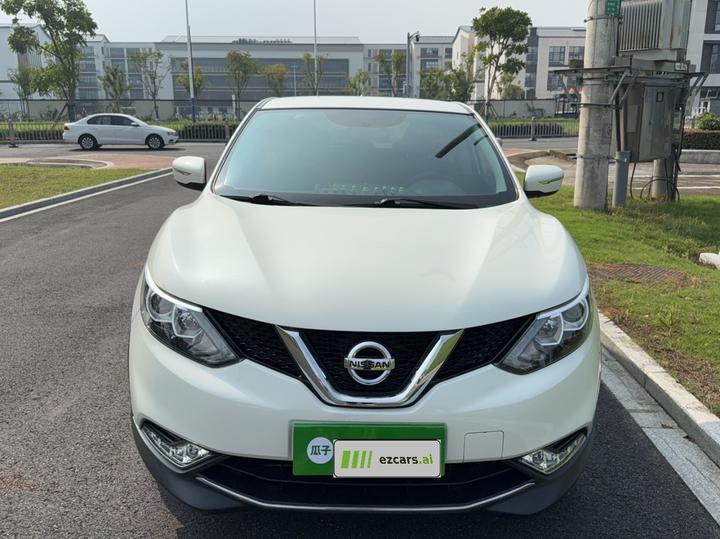 Qashqai 2016 2.0L CVT Elite photo 2