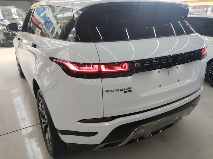 Range Rover Evoque 2023 Evoque L 249PS Luxury photo 4