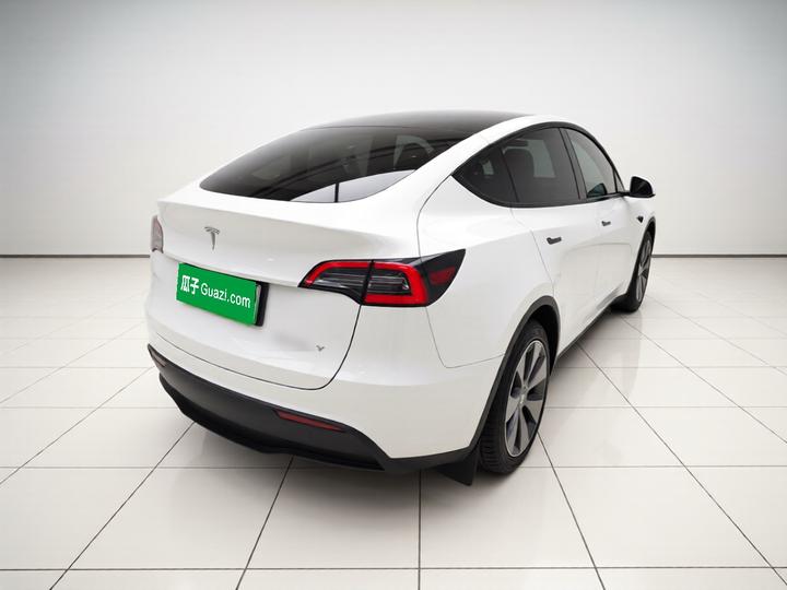 Model Y 2022 Facelift RWD photo 4
