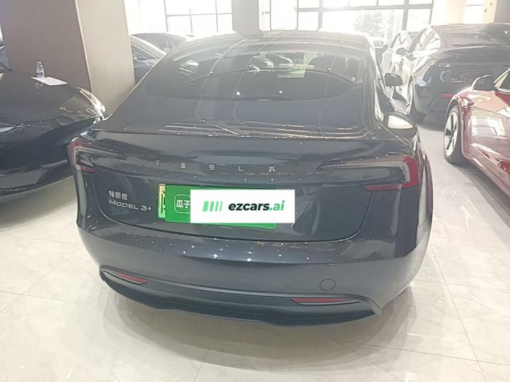 Model 3 2023 Long Range AWD photo 3
