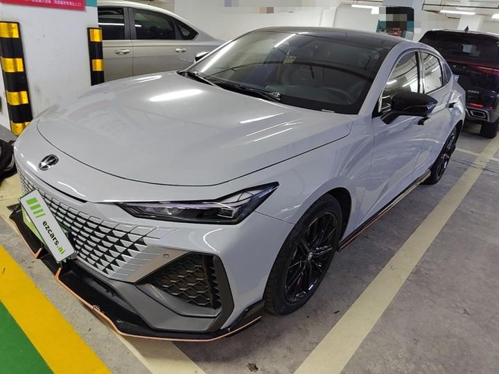UNI-V 2022 2.0T