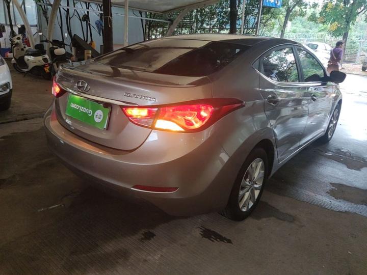 Elantra 2016 1.6L AT Smart photo 3