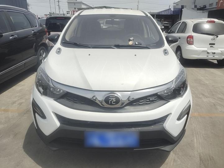 Yuan 2017 1.5L AT photo 2