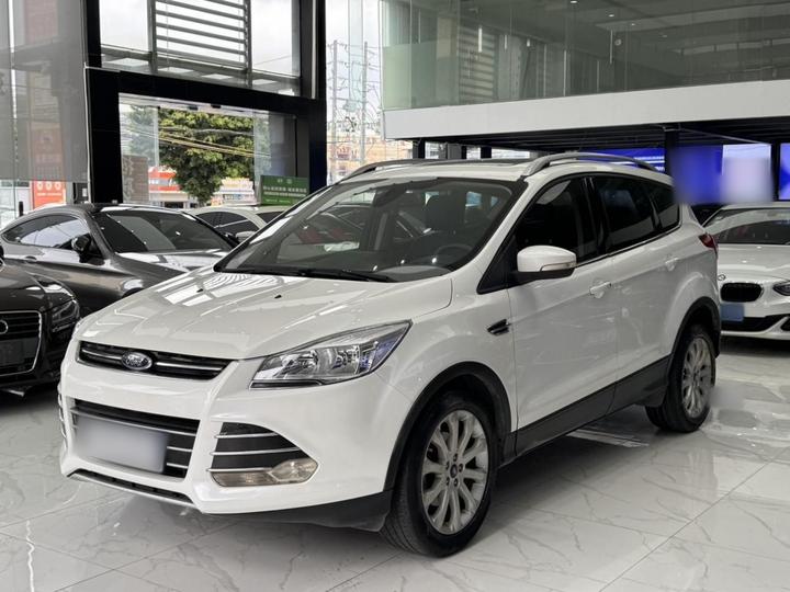 Kuga 2015 1.5L GTDi RWD
