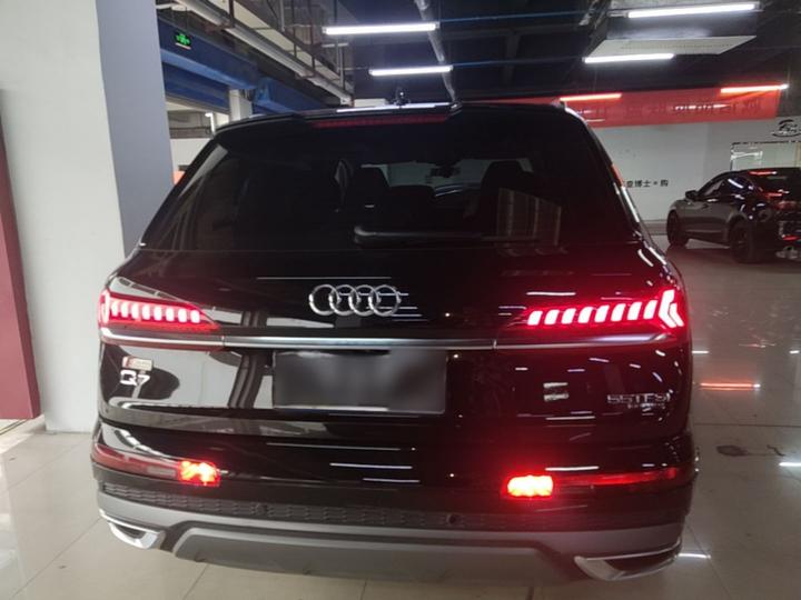 Q7 2023 55 TFSI quattro S line Sport photo 3