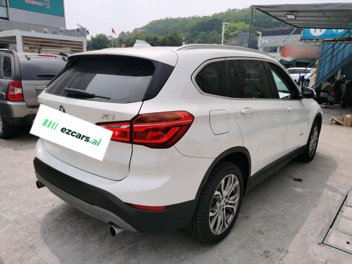 X1 2018 sDrive20Li Leading photo 4