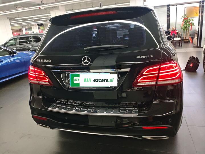GLE Imported 2017 GLE 320 4MATIC Dynamic photo 3