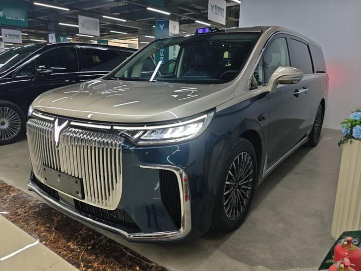 Voyah Dreamer 2026 PHEV Qiankun Ultra