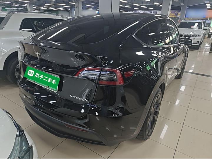 Model Y 2022 RWD photo 6