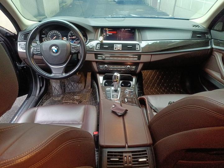 5 Series 2017 525Li Luxury Design Package photo 5