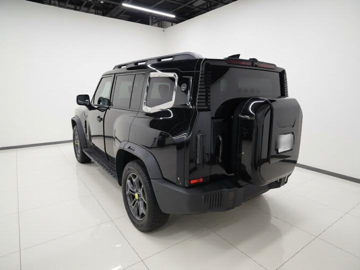 Wagon 2023 2.0T AWD PRO+ photo 4