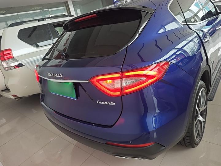 Levante 2016 3.0T Standard photo 5