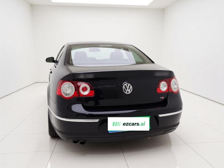 Magotan 2011 2.0TSI DSG Luxury photo 5