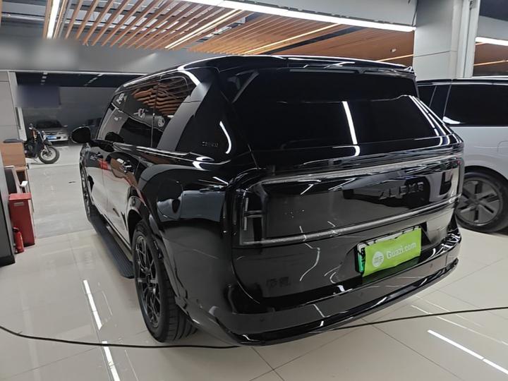 9X 2025 Ultra 70kWh 6-Seater photo 4