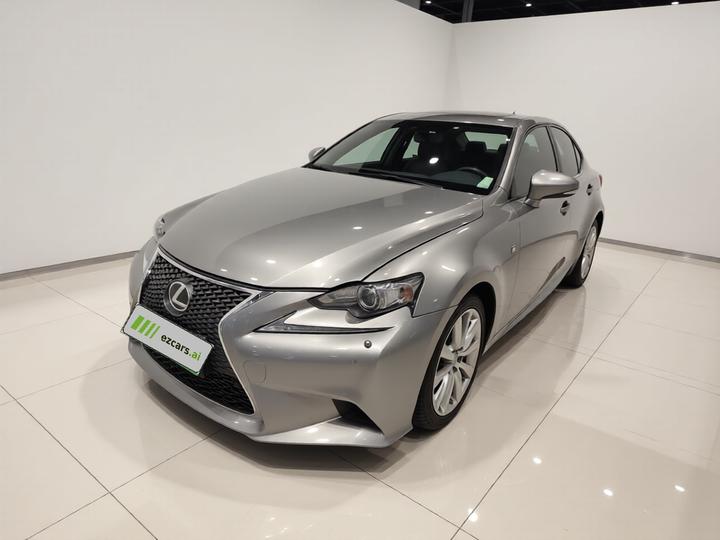 IS 2015 200t F SPORT