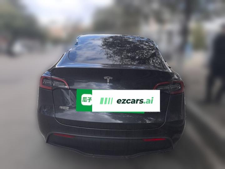 Model Y 2024 RWD photo 5